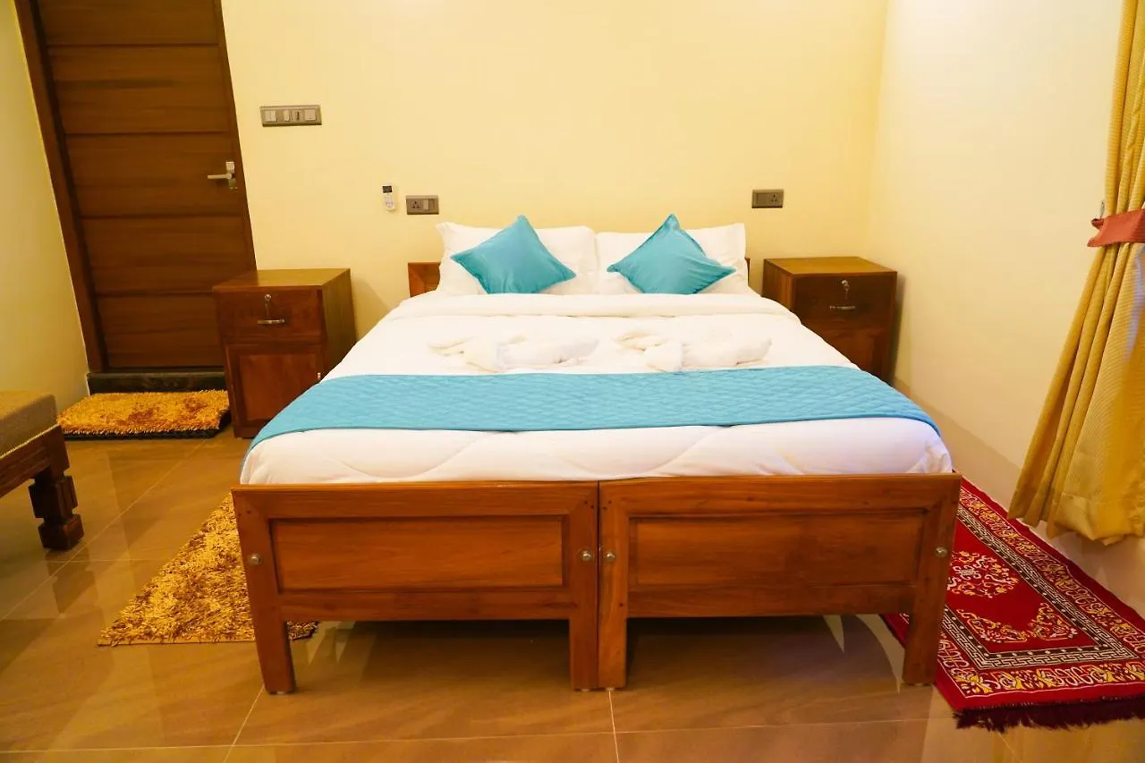 Blue Warm Foundations Private Limited Bed & Breakfast Pala